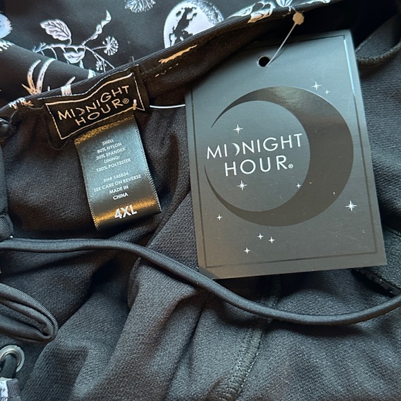 MIDNIGHT HOUR Forest Findings Lace Up Swimsuit - Picture 10 of 10